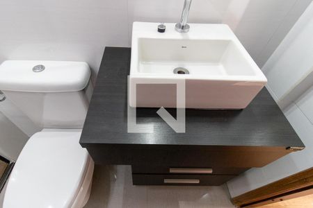 Apartamento para alugar com 85m², 3 quartos e 1 vagaDetalhe do banheiro