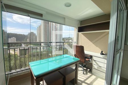 varanda de kitnet/studio para alugar com 1 quarto, 42m² em Empresarial 18 do Forte, Barueri