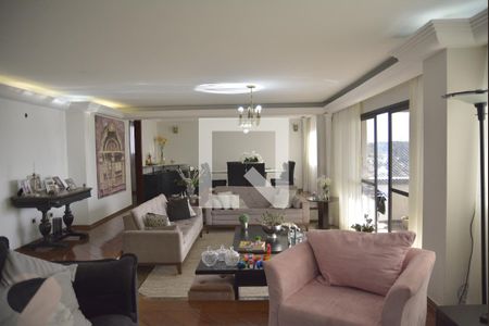 Apartamento à venda com 300m², 4 quartos e 3 vagasSala