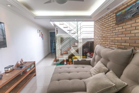 Sala de estar de casa para alugar com 2 quartos, 130m² em Rudge Ramos, São Bernardo do Campo