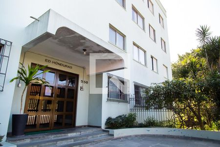 Apartamento à venda com 57m², 2 quartos e 1 vagaFachada