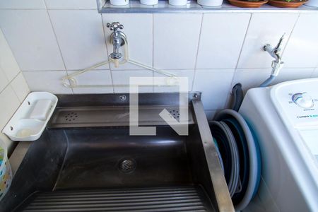 Apartamento à venda com 57m², 2 quartos e 1 vagaÁrea de Serviço - Torneira