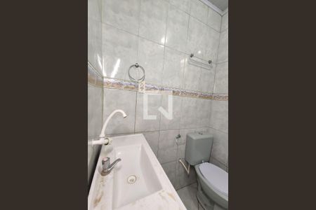 Casa para alugar com 110m², 2 quartos e 1 vagaBanheiro