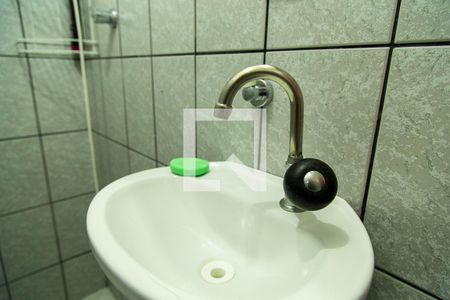 Casa à venda com 146m², 3 quartos e 2 vagasBanheiro de Serviço - Torneira