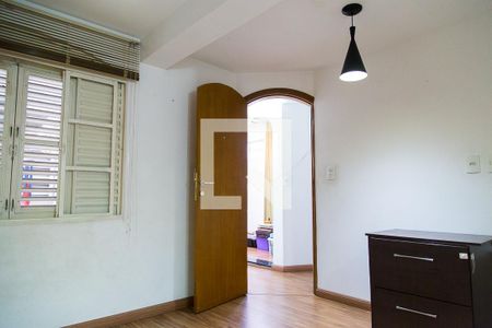 Casa à venda com 146m², 3 quartos e 2 vagasSuíte 2