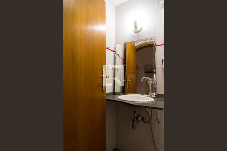 Casa à venda com 146m², 3 quartos e 2 vagasBanheiro da Suíte 2