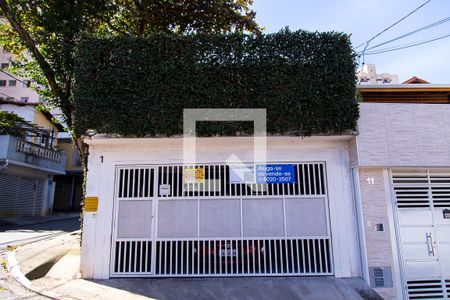 Casa à venda com 146m², 3 quartos e 2 vagasFachada