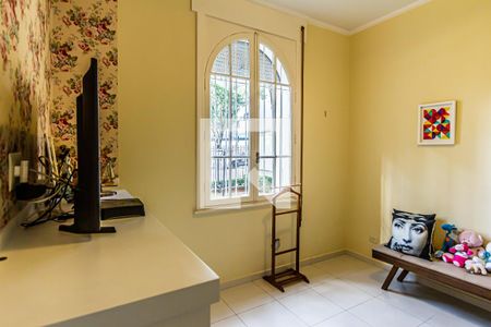 Quarto 1 de apartamento à venda com 2 quartos, 155m² em Higienópolis, São Paulo