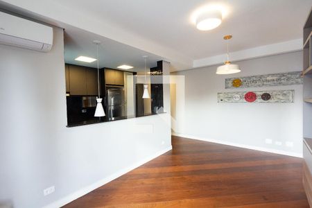 Sala de apartamento para alugar com 1 quarto, 55m² em Vila Nova Conceição, São Paulo