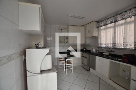 Casa à venda com 120m², 3 quartos e 2 vagasCozinha