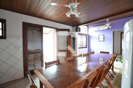 Casa à venda com 120m², 3 quartos e 2 vagasEspaço Gourmet