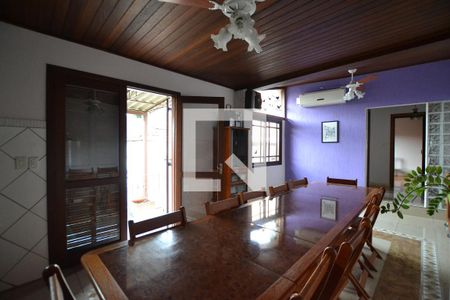 Casa à venda com 120m², 3 quartos e 2 vagasEspaço Gourmet