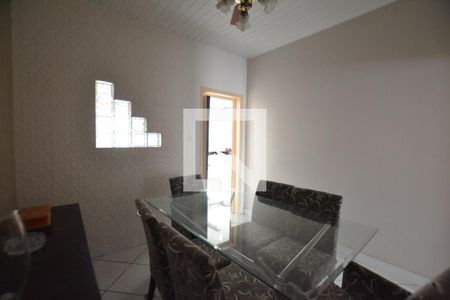 Casa à venda com 120m², 3 quartos e 2 vagasSala de Jantar