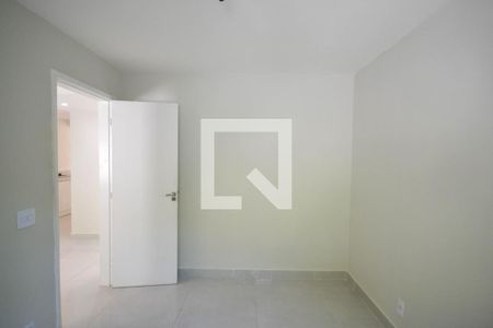 Quarto 1 de apartamento para alugar com 3 quartos, 35m² em Centro, Nova Iguaçu