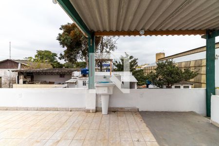 Casa à venda com 205m², 4 quartos e 1 vagaCasa 3 - Varanda/Área de Serviço