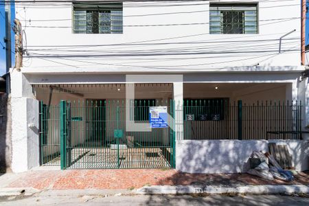 Casa à venda com 205m², 4 quartos e 1 vagaFachada