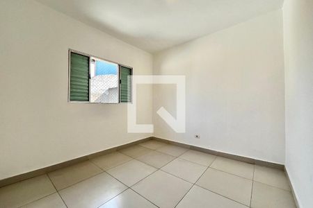 Quarto 1 de casa para alugar com 2 quartos, 300m² em Vila Campestre, São Paulo