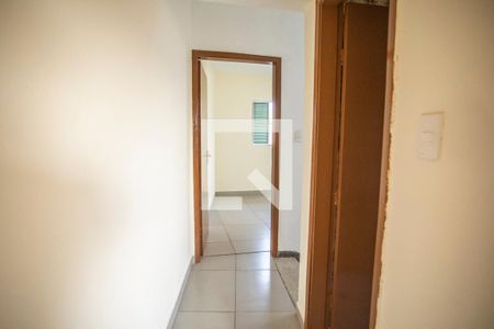 Corredor - Quartos de casa para alugar com 2 quartos, 300m² em Vila Campestre, São Paulo