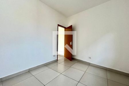 Quarto 1 de casa para alugar com 2 quartos, 300m² em Vila Campestre, São Paulo
