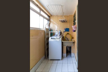 Apartamento à venda com 95m², 3 quartos e sem vagaÁrea de Serviço