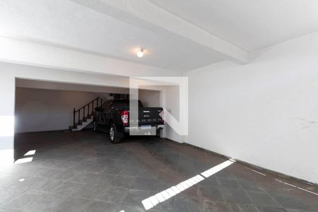 Casa para alugar com 210m², 3 quartos e 6 vagasGaragem 