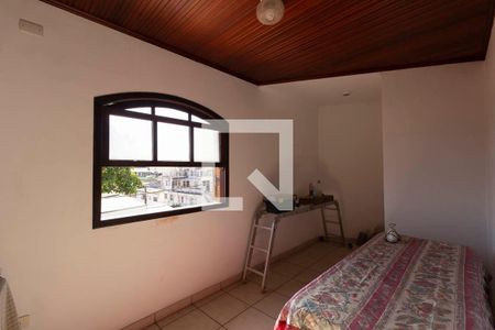 Casa para alugar com 210m², 3 quartos e 6 vagasQuarto 2