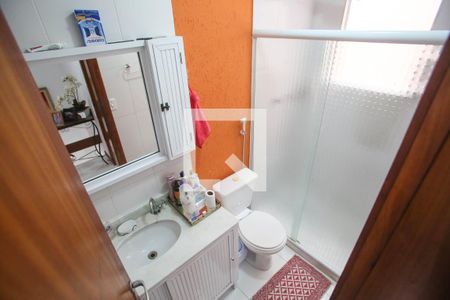 Casa de condomínio à venda com 100m², 3 quartos e 1 vaga Casa de condomínio à venda com 100m², 3 quartos e 1 vagaBanheiro Social