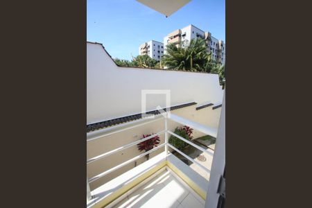 Casa de condomínio à venda com 100m², 3 quartos e 1 vaga Casa de condomínio à venda com 100m², 3 quartos e 1 vagaVaranda do Quarto 2