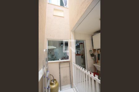 Casa de condomínio à venda com 100m², 3 quartos e 1 vaga Casa de condomínio à venda com 100m², 3 quartos e 1 vagaÁrea de Serviço