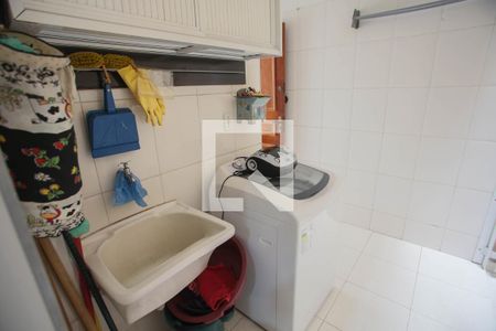 Casa de condomínio à venda com 100m², 3 quartos e 1 vaga Casa de condomínio à venda com 100m², 3 quartos e 1 vagaÁrea de Serviço