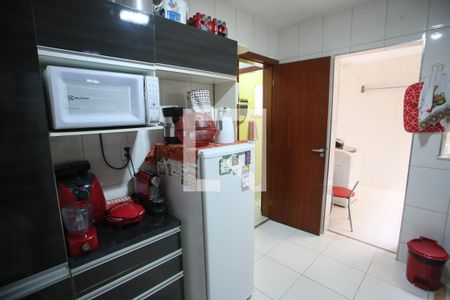 Casa de condomínio à venda com 100m², 3 quartos e 1 vaga Casa de condomínio à venda com 100m², 3 quartos e 1 vagaCozinha