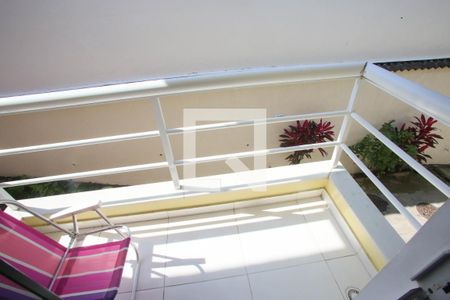 Casa de condomínio à venda com 100m², 3 quartos e 1 vaga Casa de condomínio à venda com 100m², 3 quartos e 1 vagaVaranda do Quarto 2