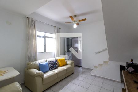 Sala de casa para alugar com 4 quartos, 175m² em Nova Mirim, Praia Grande