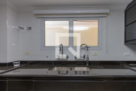 Casa de condomínio para alugar com 370m², 4 quartos e 4 vagasCozinha