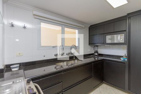 Casa de condomínio para alugar com 370m², 4 quartos e 4 vagasCozinha