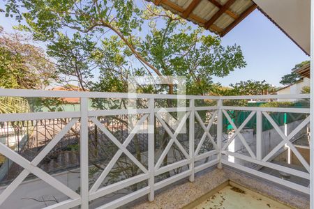 Casa de condomínio para alugar com 370m², 4 quartos e 4 vagasVaranda da Suíte 1