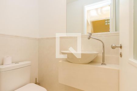 Casa de condomínio para alugar com 370m², 4 quartos e 4 vagasLavabo