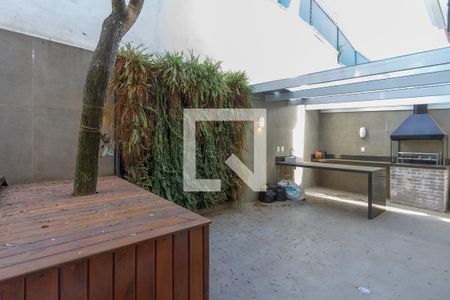 Casa de condomínio para alugar com 370m², 4 quartos e 4 vagasQuintal