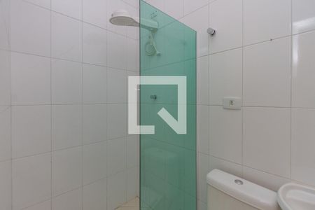 Casa de condomínio para alugar com 370m², 4 quartos e 4 vagasBanheiro de Serviço