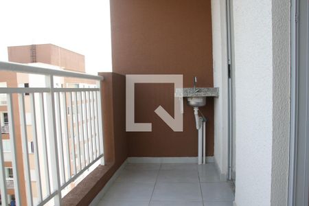 Varanda gourmet de apartamento para alugar com 2 quartos, 48m² em Vila Carmosina, São Paulo