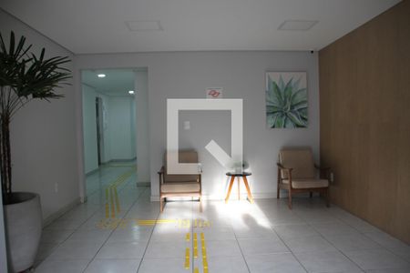 Hall de Entrada de apartamento para alugar com 2 quartos, 48m² em Vila Carmosina, São Paulo