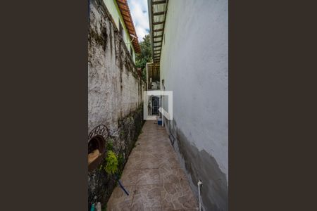 Casa à venda com 180m², 4 quartos e 2 vagasEntrada