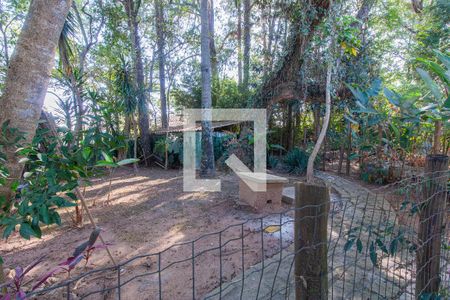 Casa de condomínio para alugar com 600m², 4 quartos e 4 vagas Casa de condomínio para alugar com 600m², 4 quartos e 4 vagasÁrea Externa