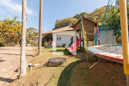 Casa de condomínio para alugar com 600m², 4 quartos e 4 vagas Casa de condomínio para alugar com 600m², 4 quartos e 4 vagasÁrea Externa