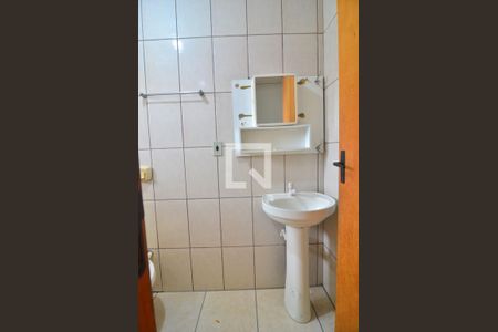 Banheiro  de apartamento para alugar com 1 quarto, 40m² em São José, Canoas