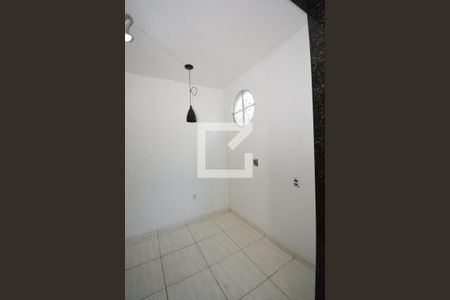 Casa para alugar com 100m², 3 quartos e sem vagaCopa