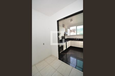 Casa para alugar com 100m², 3 quartos e sem vagaCopa