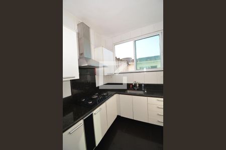 Casa para alugar com 100m², 3 quartos e sem vagaCozinha