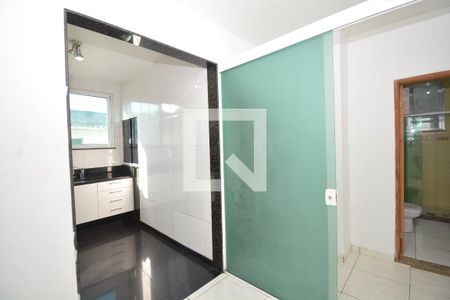 Casa para alugar com 100m², 3 quartos e sem vagaCopa