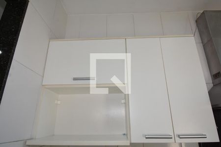 Casa para alugar com 100m², 3 quartos e sem vagaCozinha - Armários